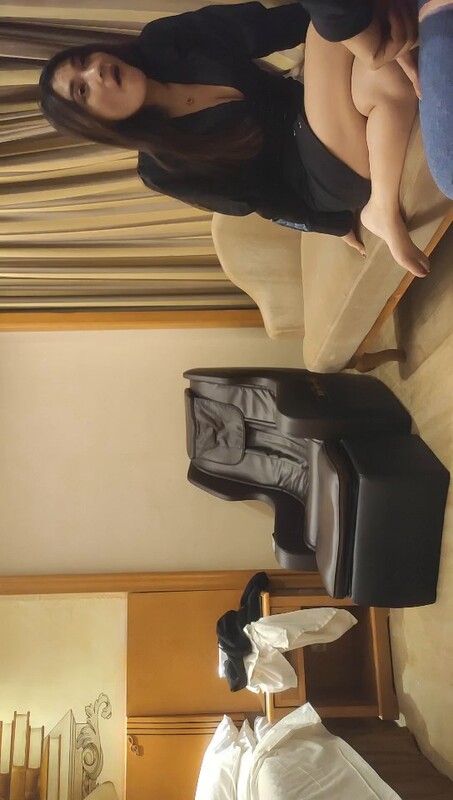 为买奥迪下工地！高颜值纹身巨乳骚女肉感十足，仙丹加持水泥地狂操到瘫软